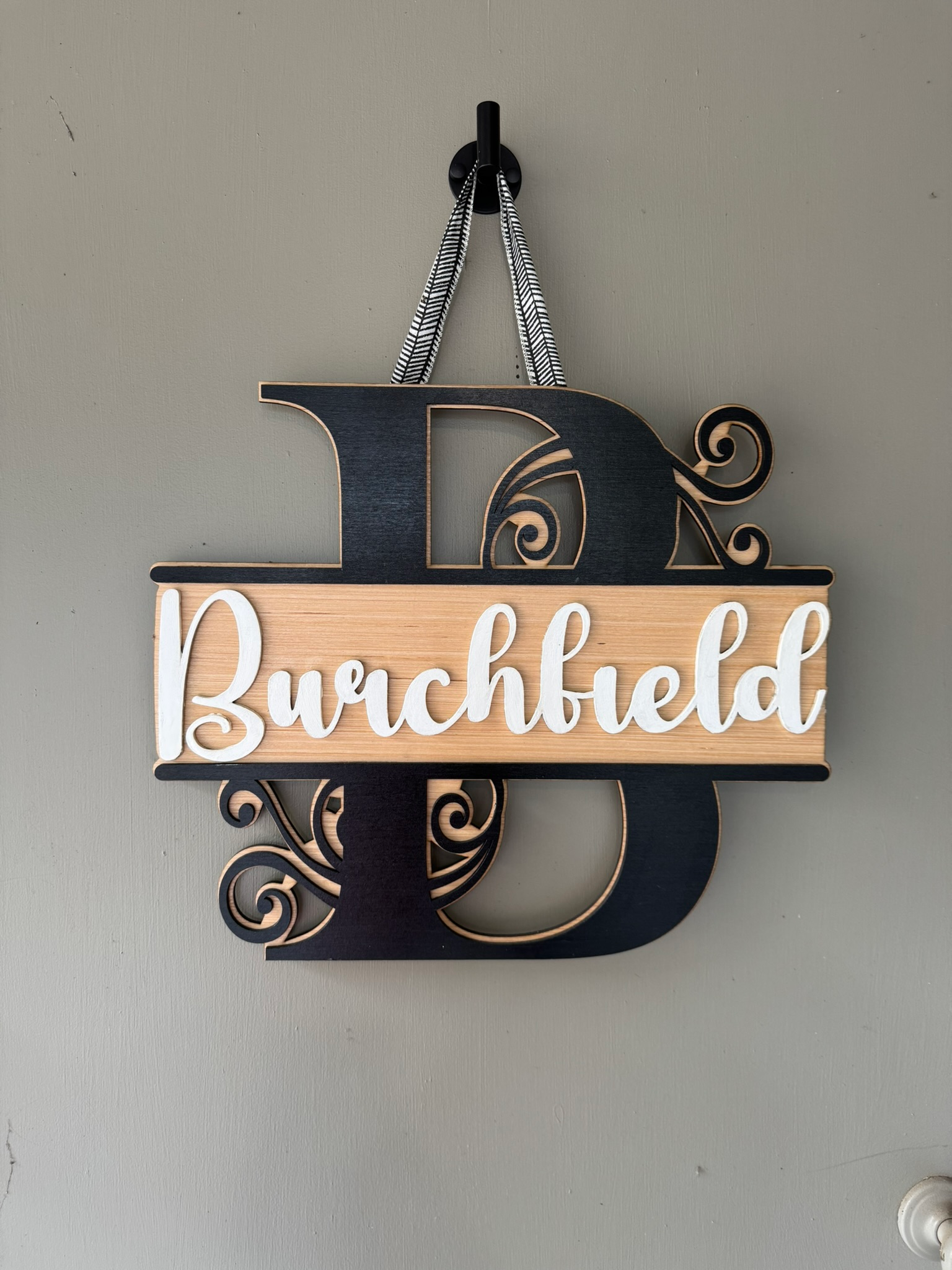 Swirl Monogram Door Hanger